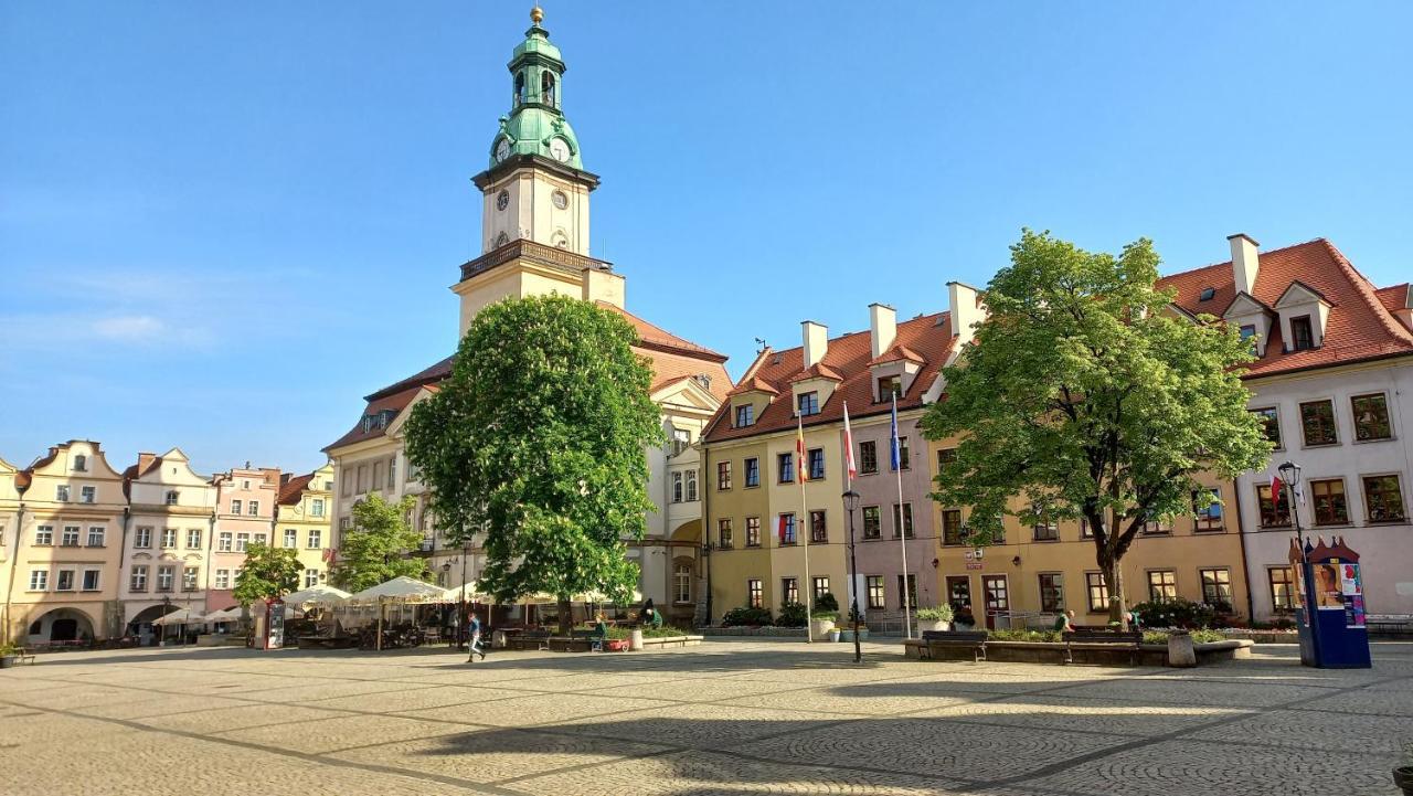 Plac Ratuszowy 50 - Old Town - 2 Sypialnie I Salon Jelení Hora Exteriér fotografie